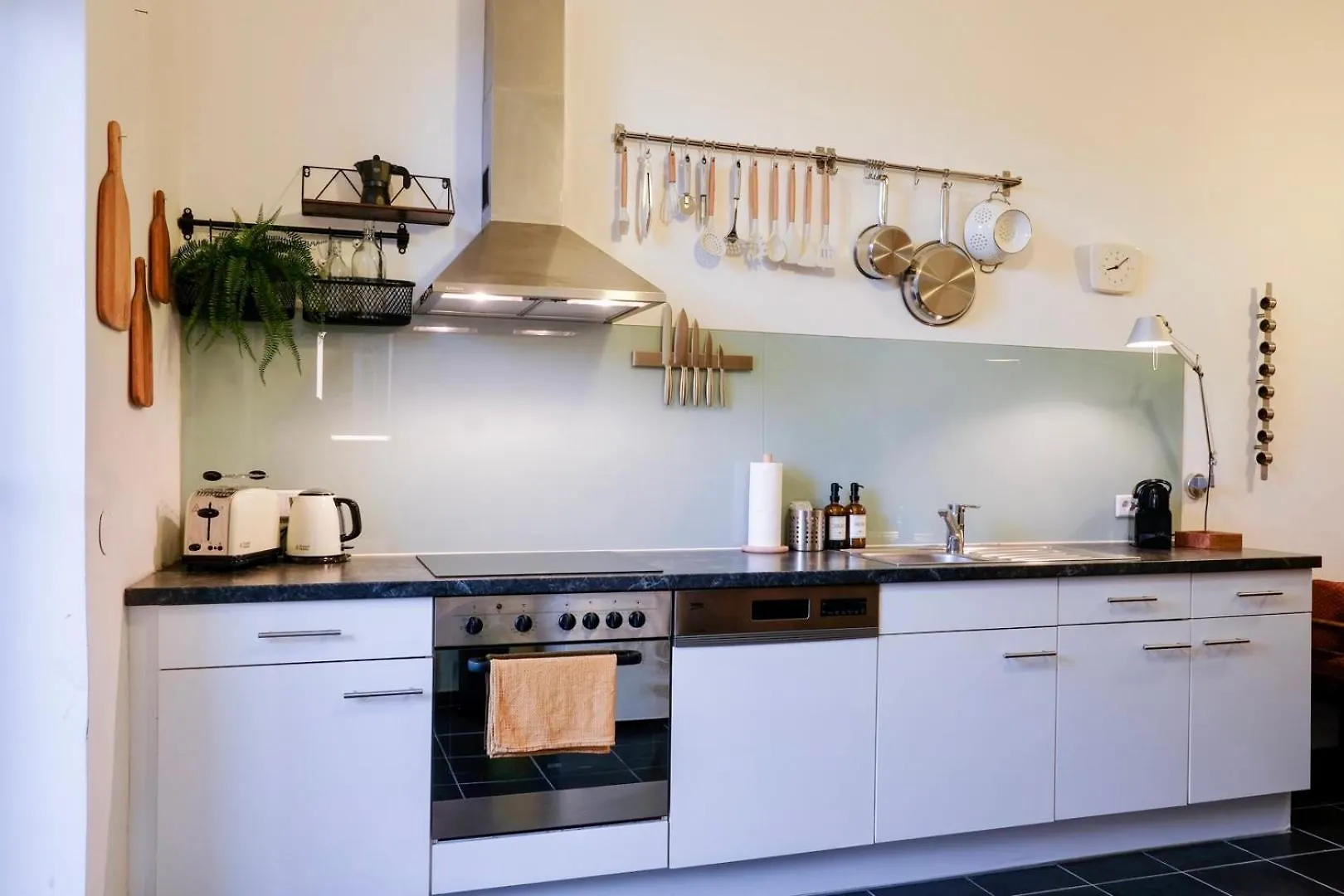 Kunstvolles Apartment Im Zentrum - Free Parking Graz